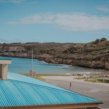 Surf Break At Bayview Villas Sea View Port Campbell Extérieur photo