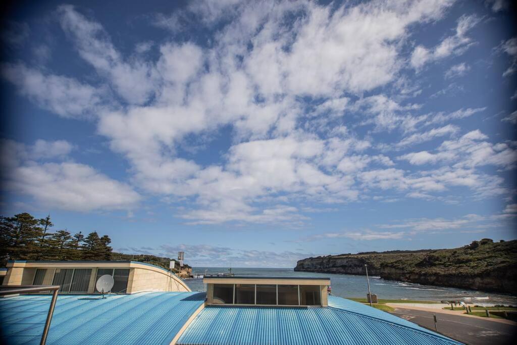 Surf Break At Bayview Villas Sea View Port Campbell Extérieur photo